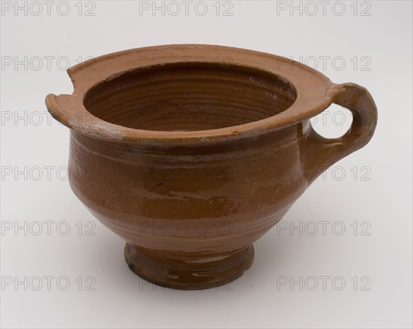 Pottery chamber pot, easy to use on stand, with narrow foot and standing ear, pot holder sanitary soil found ceramic earthenware