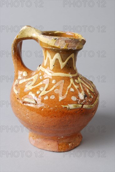 Earthenware oil jug on stand with standing ear and clip, sludge on the neck and shoulder, oil jug holder kitchen utensils
