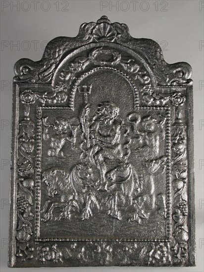 Fireback Neptune on three-horse mare, hob plate cast iron, cast Rectangular with arch at the top. On top of shell