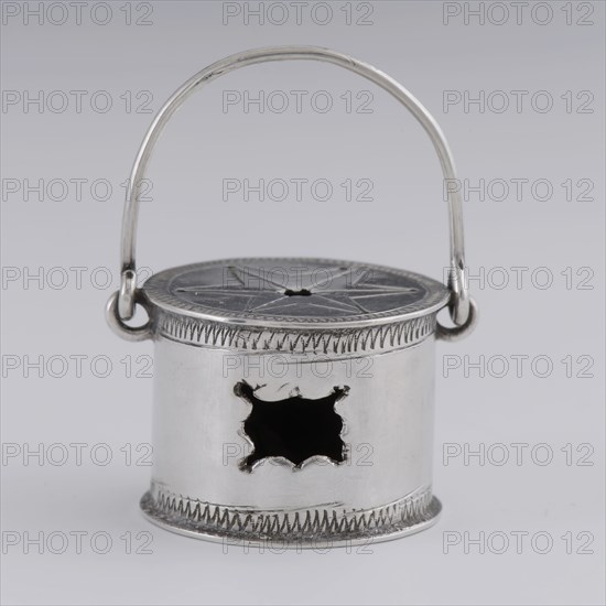 Silversmith: Frederik Rudolf Precht, Silver round miniature stew, stew doll toy miniature model silver, cast Round stew