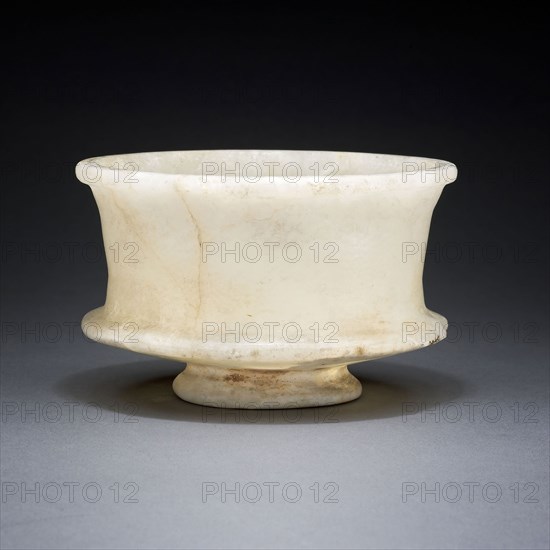 Ointment Vessel, New Kingdom, Dynasty 18 (about 1550–1292 BC), Egyptian, Egypt, Egyptian alabaster, 6.5 × 10.6 × 10.6 cm (2 1/2 × 4 1/8 × 4 1/8 in.)