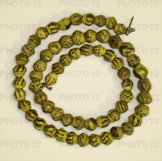 String of Beads, 4th/5th century AD, Roman or Byzantine, Egypt, Egypt, Glass, L. 102.2 cm (40 1/4 in.), average diam. 1.6 cm (5/8 in.)