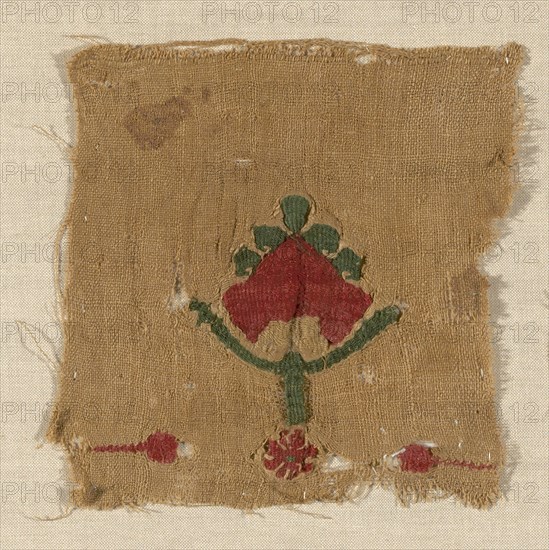 Fragment, Roman period (30 B.C.– 641 A.D.), 5th/6th century, Coptic, Egypt, Egypt, Linen and wool, slit tapestry weave, 9.5 × 9.5 cm (3 3/4 × 3 3/4 in.)