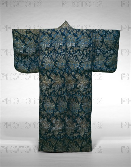 Kosode, Edo period (1615–1868), 1775/1800, Japan, Silk and gold-leaf-over-lacquered-paper strips, warp-float faced twill weave with weft float faced twill interlacings of secondary binding warps and supplementary patterning wefts, interlined with cotton, plain weave, 164 × 133.7 cm (64 1/2 × 52 5/8 in.)