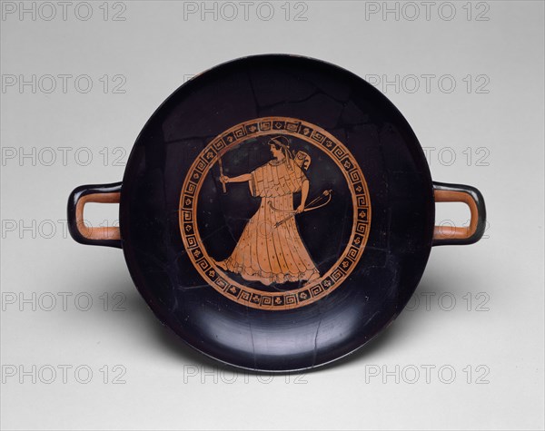 Kylix (Drinking Cup), About 480 BC, Attributed to the Manner of Douris (painter), Greek, Athens, Athens, terracotta, decorated in the red-figure technique, 7.3 × 27 × 20.2 cm (2 7/8 × 10 5/8 × 8 in.)