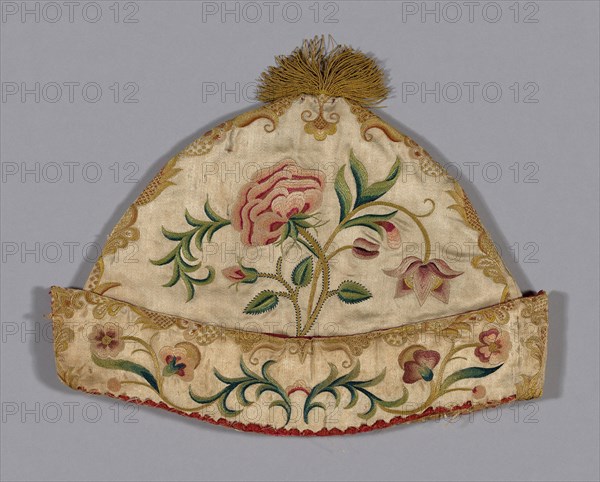 Cap, 1775/1800, France, Silk, satin weave, embroidered with silk threads in stem, long and short, and satin stitches, French knots, 21 × 30.8 cm (8 1/4 × 12 in.)