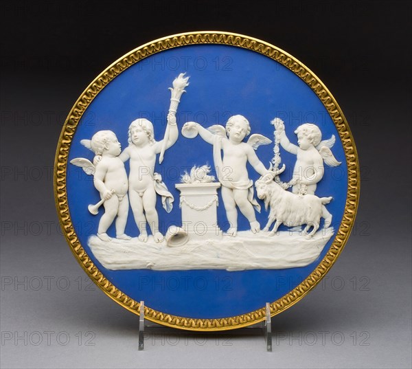 Plaque with Sacrifice to Hymen, 1789, Wedgwood Manufactory, England, founded 1759, Burslem, Stoneware (jasperware), H. 22.9 cm (9 in.), diam. 23.2 cm (9 1/8 in.)
