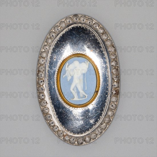 Cameo with Hercules and Bull, Late 18th century, Wedgwood Manufactory, England, founded 1759, Burslem, Stoneware (jasperware), 8.4 × 5.2 cm (3 5/16 × 2 1/16 in.)