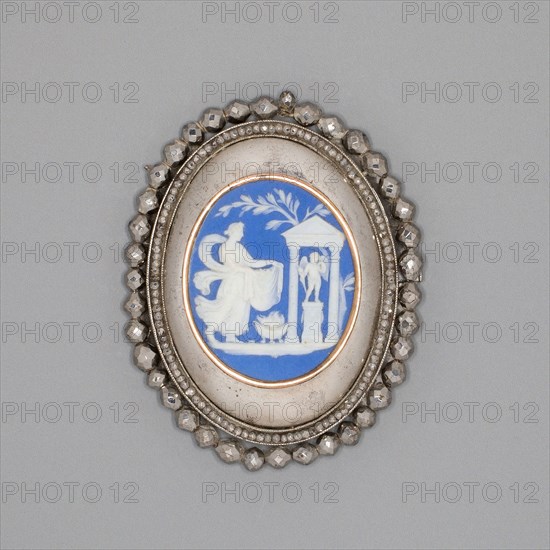 Medallion with Sacrifice to Hymen, Late 18th century, Wedgwood Manufactory, England, founded 1759, Burslem, Stoneware (jasperware), 7.3 × 5.9 × 1.1 cm (2 7/8 × 2 5/16 × 7/16 in.)