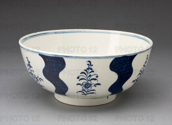 Bowl, c. 1775, Worcester Porcelain Factory, Worcester, England, founded 1751, Worcester, Soft-paste porcelain, underglaze blue, 16.8 x 8.3 cm (6 5/8 x 3 1/4 in.)