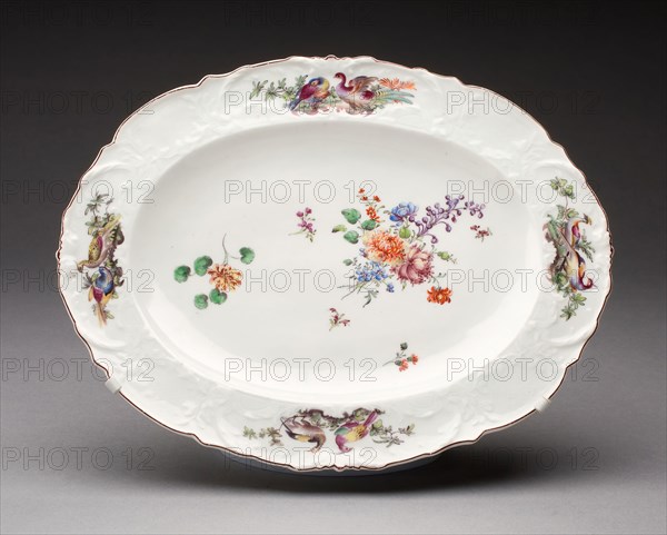 Dish, c. 1760, Chelsea Porcelain Manufactory, London, England, c. 1745-1784, Chelsea, Soft-paste porcelain, polychrome enamels, 2.3 × 24.8 × 19.8 cm (15/16 × 9 3/4 × 7 13/16 in.)