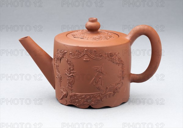 Teapot, c. 1760, England, Staffordshire, Staffordshire, Earthenware (redware), 14.6 x 7.6 cm (5 3/4 x 3 in.)