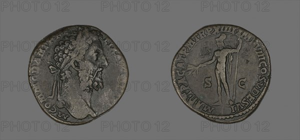 Sestertius (Coin) Portraying Emperor Commodus, AD 189, Roman, minted in Rome, Roman Empire, Bronze, Diam. 3 cm, 26.39 g