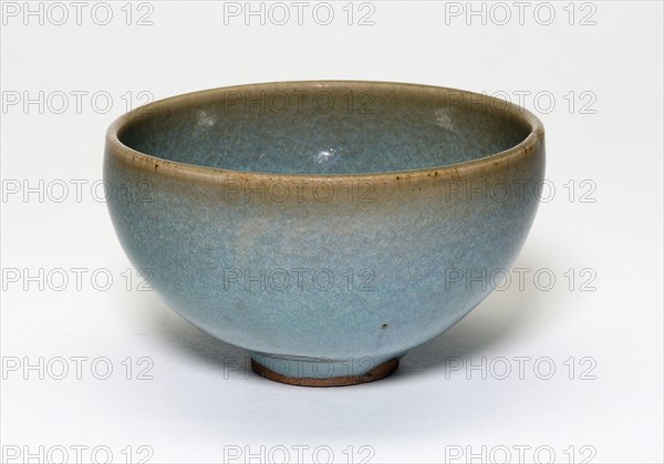 Cup, Northern Song dynasty (960–1127), China, Jun ware, stoneware with light blue glaze, H. 5.2 cm (2 1/6 in.), diam. 9.1 cm (3 9/16 in.)
