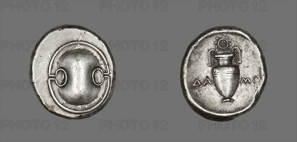 Stater (Coin) Depicting a Shield, 379/338 BC, Greek, minted in Thebes, Thebes, Silver, Diam. 2.5 cm, 12.21 g