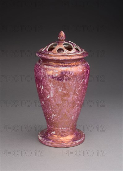 Potpourri Vase, 1810/20, Wedgwood Manufactory, England, founded 1759, Burslem, Lead-glazed earthenware with purple lustre decoration, H. 20.3 cm (8 in.)