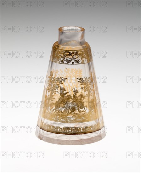 Flask, c. 1730, Bohemia, Czech Republic, Bohemia, Glass with engraved gold leaf decoration, 11.9 × 7 cm (4 11/16 × 2 3/4 in.)