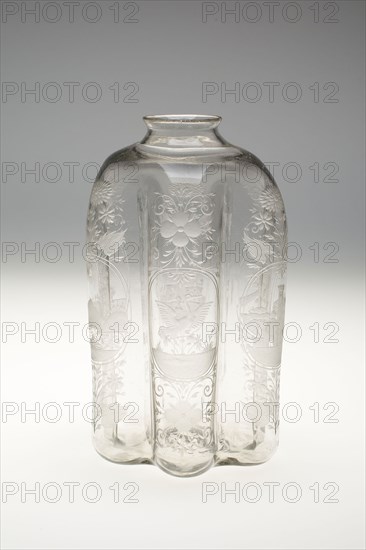 Spirit Flask, c. 1650, Workshop of Georg Schwanhardt (German, active mid-17th century), Germany, Nuremberg, Nuremberg, Glass with engraved decoration, 20 × 11.4 cm (7 7/8 × 4 1/2 in.)