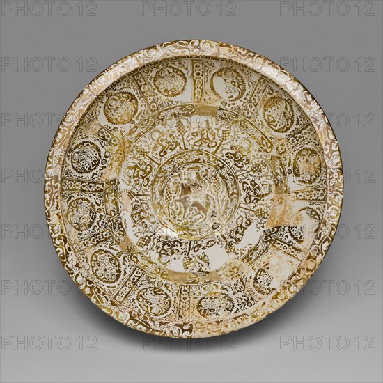 Large Luster Bowl, Seljuq dynasty (1037–1194), 12th century, dated 1191 (Safar, 587 A.H.), Iran, probably Kashan, Iran, Fritware painted in luster on an opaque white glaze, 14 × 38.5 cm (5 1/2 × 15 1/18 in.)
