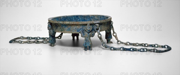 Basin with Figural Feet (Lu), Eastern Zhou dynasty, Warring States period (771–222 B.C.), 5th/4th century B.C., China, Bronze, H. 10.9 cm (4 5/16 in.), diam. 25.8 cm (10 1/4 in.)