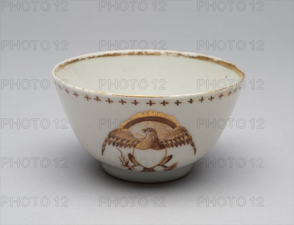 Teacup, c. 1795, China, Chinese, made for the American market, China, Porcelain, 4.8 × 8.7 cm (1 7/8 × 3 7/16 in.)
