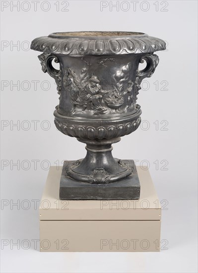 Garden Urn Emblematic of Winter, Mid to late 18th century, England, Lead, 105.4 × 88.9 × 88.9 cm (41 1/2 × 35 × 35 in.)