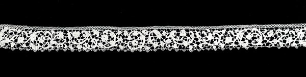 Border, 1675/1700, Italy, Venice, Venice, Linen, raised needle lace, 6 x 79.2 cm (2 3/8 x 31 1/8 in.)