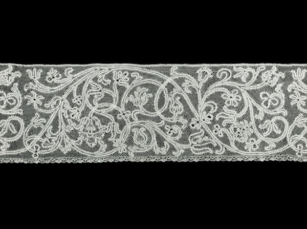 Flounce (Possibly From an Alb), 1701/50, Italy, Linen, bobbin part lace (continuous clothwork tapes), 25.7 x 286.2 cm (10 1/8 x 112 5/8 in.)