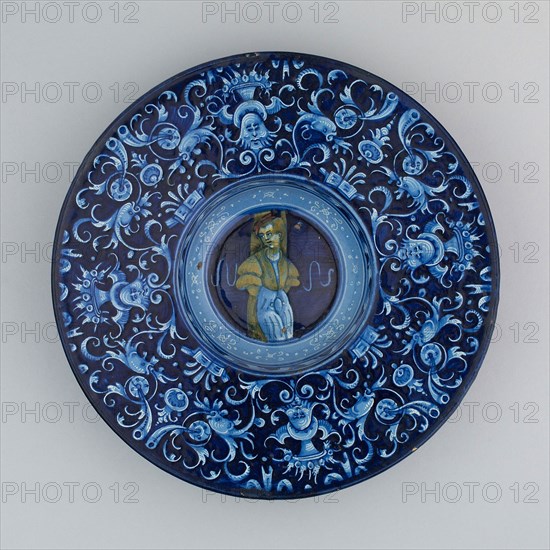 Plate with a Youth, c. 1530, Italian, Faenza, Faenza, Tin-glazed earthenware (maiolica), Diameter: 25.1 cm (9 7/8 in.)