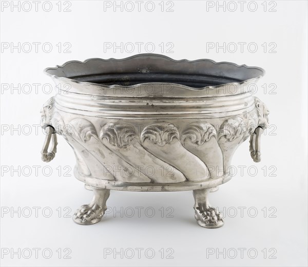 Wine Cooler, 18th century, Southern Germany, Germany, southern, Pewter, 31.1 x 48.3 x 36.2 cm (12 1/4 x 19 x 14 1/4 in.)