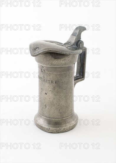 Centilitre Measure, 1875/1895, Maison Le Seigneur, Deverre, Caen, France, Caen, Pewter, 5.4 × 4.5 cm (2 1/8 × 1 3/4 (incl. handle) in.)