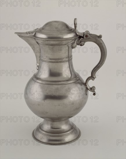 Flagon, 1765/80, Attributed to William Will, American, born Germany, 1742–1798, Philadelphia, Philadelphia, Pewter, 28.5 × 20.3 cm (11 1/4 × 8 1/4 in.)