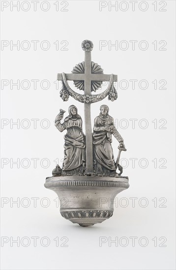 Holy Water Stoup (Bénitier), 19th century, Possibly Flanders, Flanders, Pewter, 19.1 × 8.3 × 4.5 cm (7 1/2 × 3 1/4 × 1 3/4 in.)