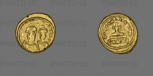 Solidus (Coin) of Constans II and Constantine IV, AD 659/668, Byzantine, minted in Constantinople, Byzantine Empire, Gold, Diam. 1.4 cm, 4.43 g