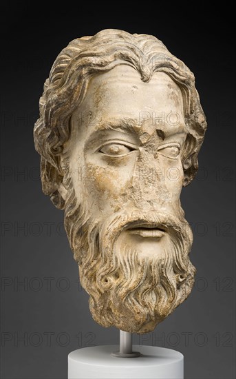 Head of an Apostle, About 1210, French, Paris, French, Limestone, H: 43 cm (17 in.)