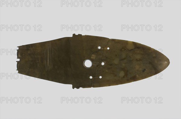 Dagger-Blade (Ge), Shang dynasty (c. 1600–1046 B.C.), reworked later, China, Jade, 18.1 × 6.5 × 0.6 cm (7 1/8 × 2 9/16 × 1/4 in.)