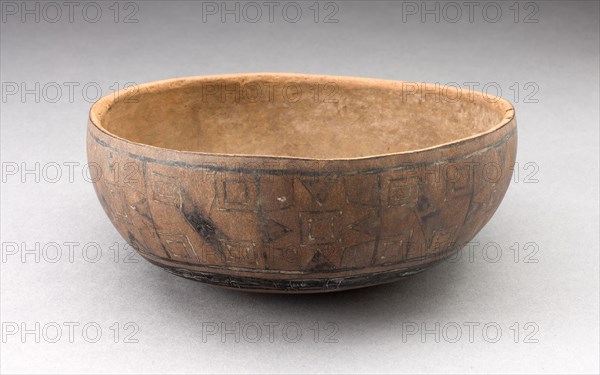 Bowl with Incised and Painted Textile-Like Motifs, 15th/16th century, Colonial Inca, South coast or southern highlands, Peru, Peru, Gourd and pigment, 5.2 x 13.3 cm (2 1/16 x 5 1/4 in.)
