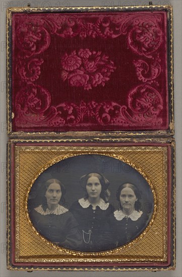 Mary Underwood, Olive Underwood and Susan Underwood, 1839/60, American, 19th century, United States, Daguerreotype, 8.3 x 10.8 cm (plate), 9 x 11.9 x 1.4 cm (case)
