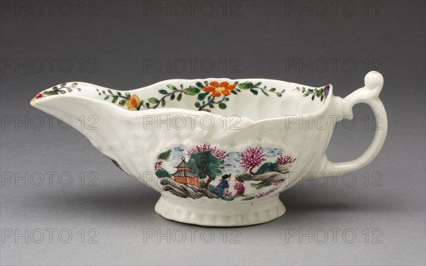 Sauceboat, c. 1755, Worcester Royal Porcelain Company, English, founded 1751, Worcester, Soft-paste porcelain with polychrome enamels, 7.6 x 18 x 8.9 cm (3 x 7 1/8 x 3 1/2 in.)