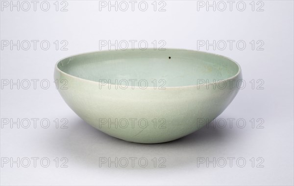 Deep Bowl, Goryeo dynasty (918–1392), 12th century, Korea, Korea, Stoneware with celadon glaze, H. 9.3 cm (3 11/16 in.), diam. 23.2 cm (9 1/8 in.)
