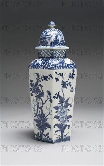 Vase with Cover (one of a pair), c. 1760, Worcester Porcelain Factory, Worcester, England, founded 1751, Worcester, Soft-paste porcelain with underglaze blue decoration, 38.1 × 17.5 cm (15 × 6 7/8 in.)