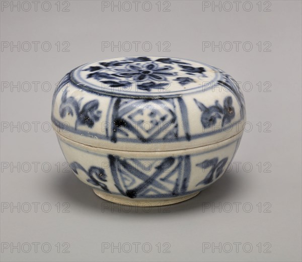 Miniature Covered Box with Chrysanthemum Spray, 15th century, Vietnam, Vietnam, Glazed stoneware with cobalt-blue underglaze, 4.6 × 7.2 × 7.2 cm ( 1 13/16 × 2 13/16 × 2 13/16 in.)
