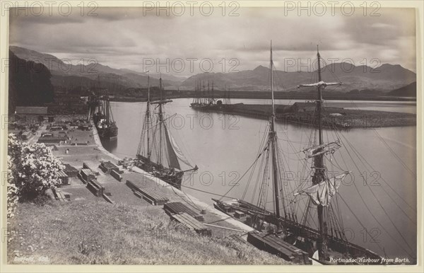 Portmadoc Harbour from Borth, 1860/94, Francis Bedford, English, 1816–1894, England, Albumen print, 12.5 × 19.9 cm (image/paper)