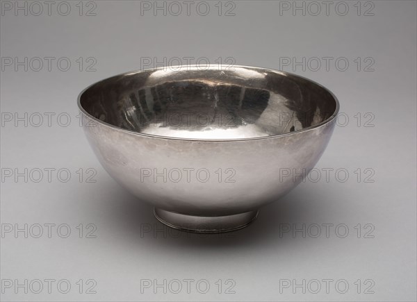 Bowl, 1725/40, Cornelius Wynkoop, American, c. 1701–1740, New York, New York, Silver, 9.5 × 19.4 cm (3 3/4 × 7 5/8 in.)