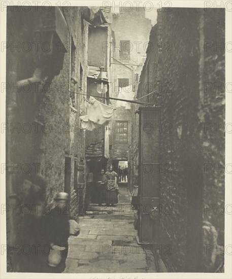 Close No. 37 High Street, 1868, Thomas Annan, Scottish, 1829–1887, Scotland, Photogravure, plate 15 from the book "The Old Closes & Streets of Glasgow" (1900), 22.7 x 18.6 cm (image), 38 x 27.7 cm (paper)