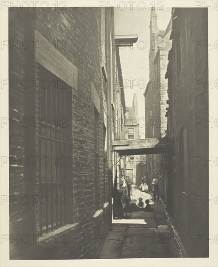 Close No. 29 Gallowgate, 1868, Thomas Annan, Scottish, 1829–1887, Scotland, Photogravure, plate 21 from the book "The Old Closes & Streets of Glasgow" (1900), 22.2 x 17.7 cm (image), 37.9 x 27.8 cm (paper)