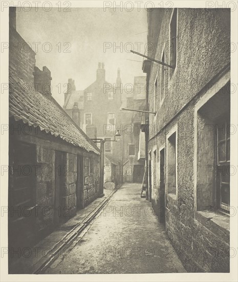 Close No. 115 High Street, 1868, Thomas Annan, Scottish, 1829–1887, Scotland, Photogravure, plate 7 from the book "The Old Closes & Streets of Glasgow" (1900), 21.1 x 17.6 cm (image), 38.2 x 27.8 cm (paper)