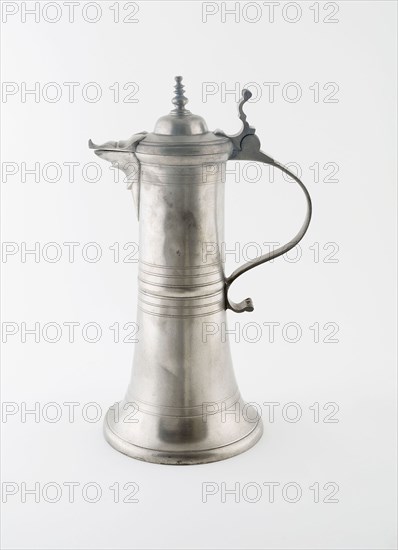 Covered Flagon with Spout, 1750/1800, Possibly Andreas Wirz, Zurich, Switzerland, Zürich, Pewter, 35.6 x 21.6 cm (14 x 8 1/2 in.)