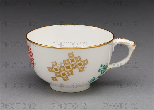 Cup, 1878, Worcester Royal Porcelain Company, Worcester, England, founded 1751, Worcester, Soft-paste porcelain, polychrome enamels and gilding, H. 4.4 cm (1 3/4 in.), diam. 7.2 cm (2 13/16 in.)
