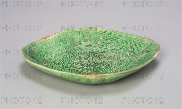 Square Dish with Flared, Scalloped Sides and Floral and Butterfly Design, Liao dynasty (907–1125), 11th century, China, Earthenware with lead green glaze and underglaze molded decoration, 2.1 × 13.5 × 13.3 cm (13/16 × 5 5/16 × 5 1/4 in.)